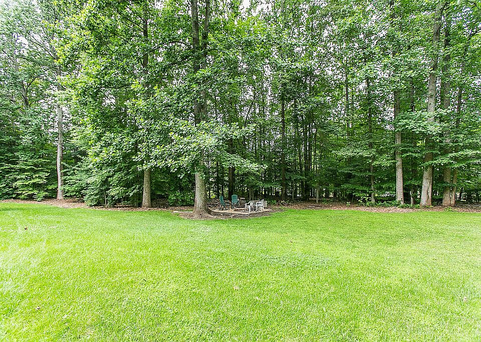 2nd image of 7825 South Valley Drive