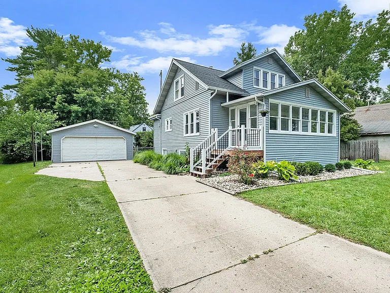 901 Sarasota Ave SE — Photo 24