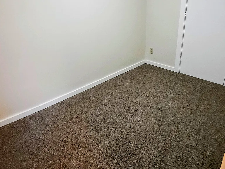 16 Cedar St #18 — Photo 6