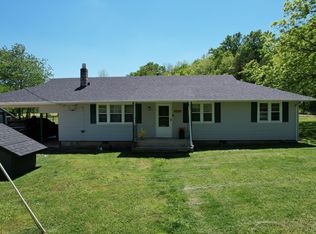 24 County Road 947, Squires, MO 65755