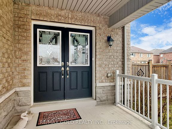 3rd image of 18 Kawana Rd
