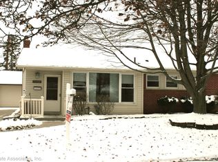35435 W Chicago St, Livonia, MI 48150
