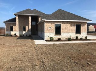 441 Walnut Ct, Nevada, TX 75173