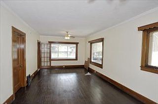 4th image of 1429 Fremont Ave NW