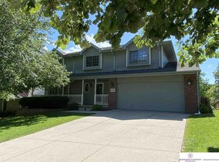 13406 S 28th St, Bellevue, NE 68123