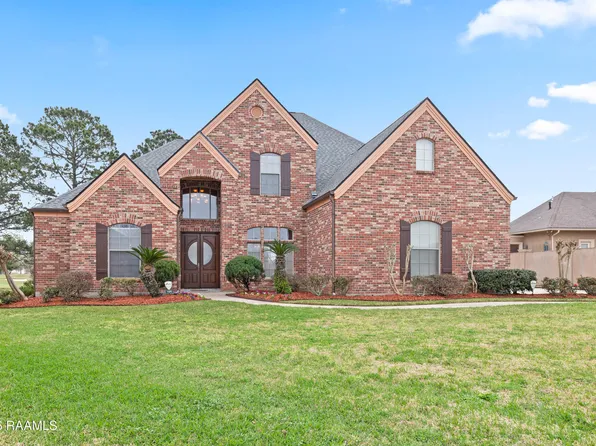 106 Augusta Dr, Broussard, LA 70518