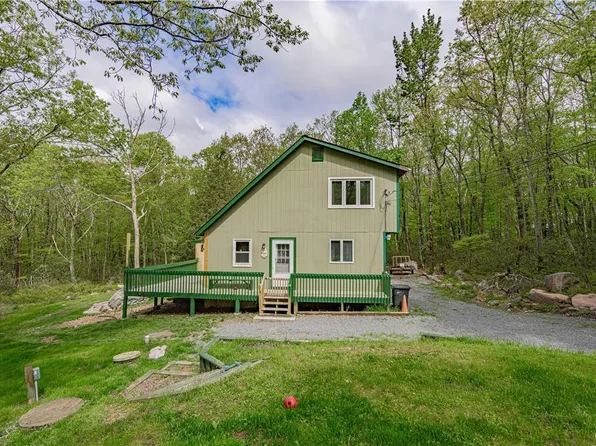 201 Mountain View Dr, Jim Thorpe, PA 18229