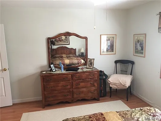 Sold by Prime Realty | media 9