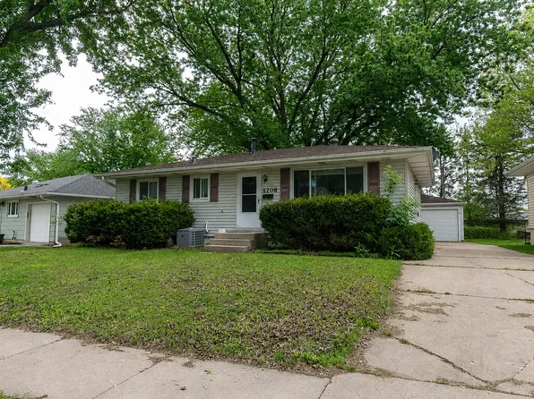 1706 34th St NW, Rochester, MN 55901