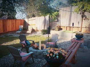 1119 Meadow Gate Dr, Roseville, CA 95661
