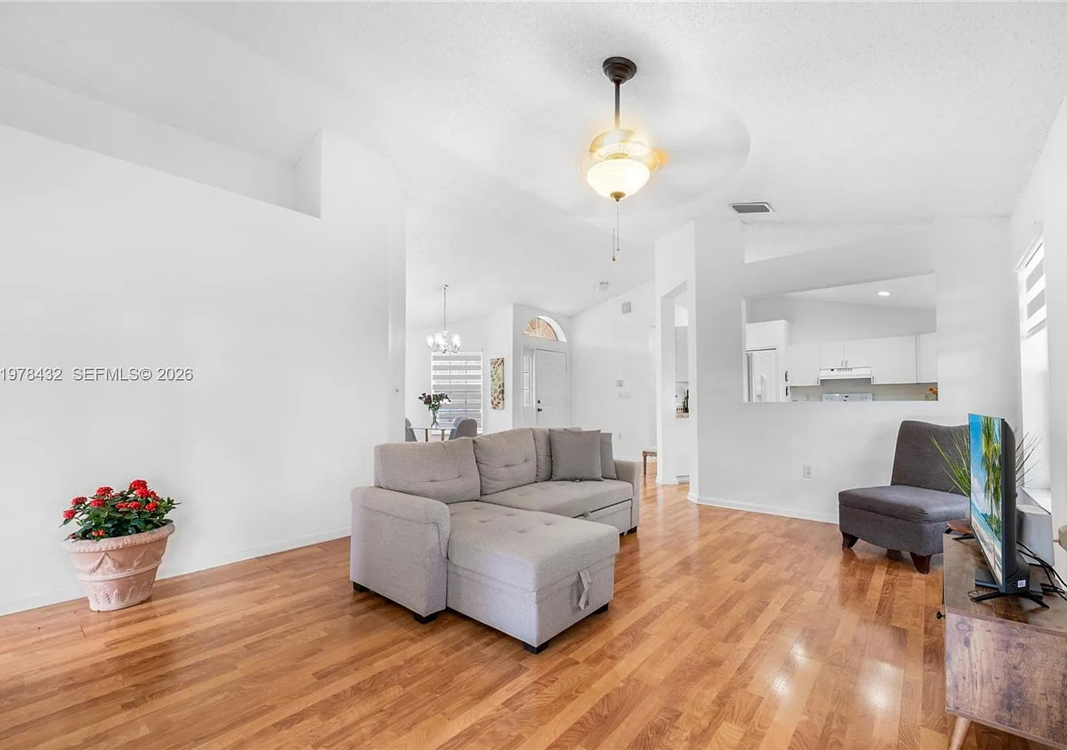 2020 SE 5th Place 2020, Homestead, FL 33033 — Photo 3
