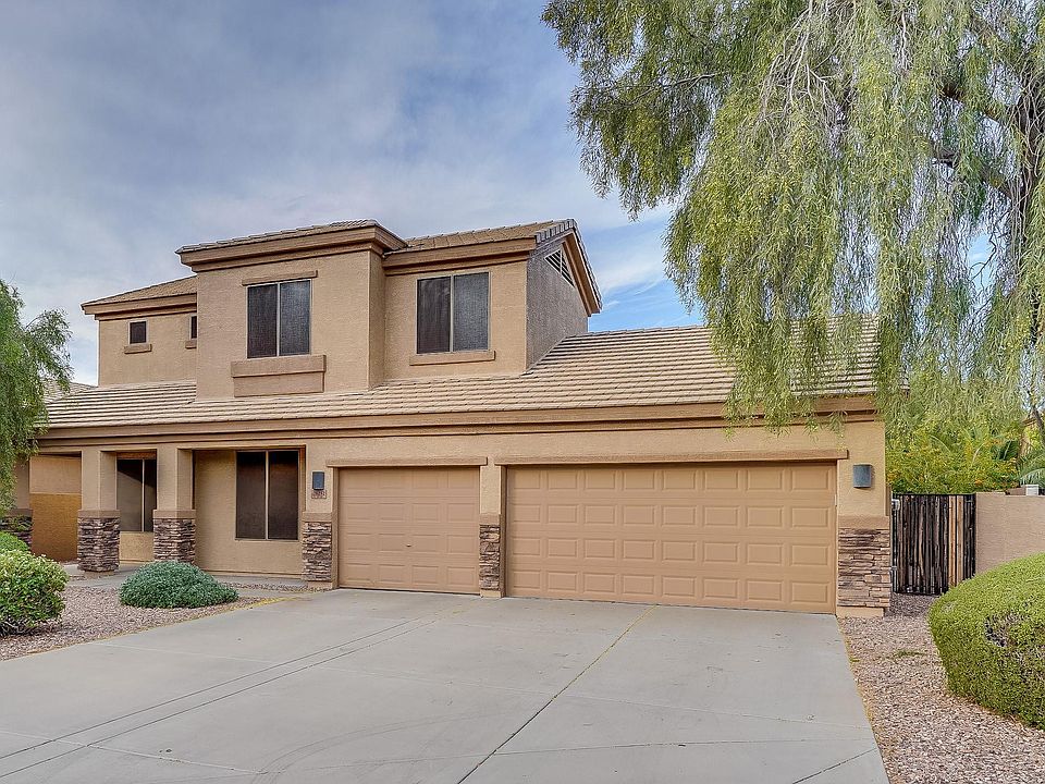 1st image of 26252 N 74th Dr