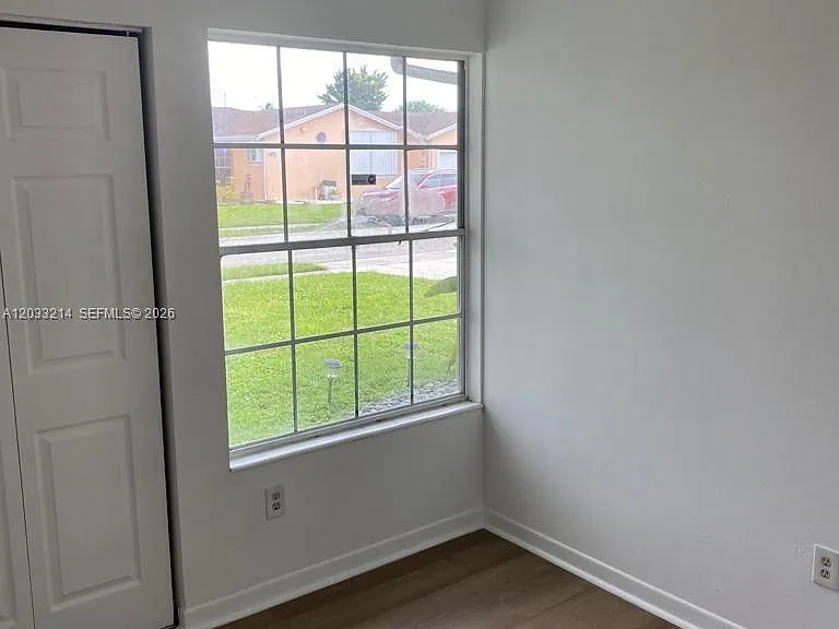 9761 W Heather Ln — Photo 19