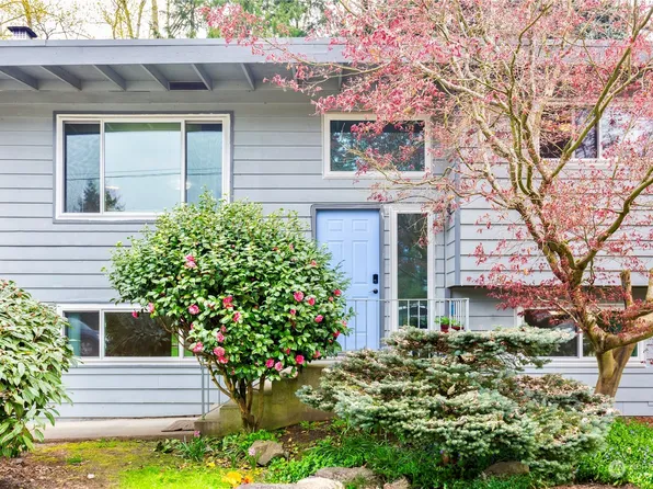 13028 105th Place NE, Kirkland, WA 98034
