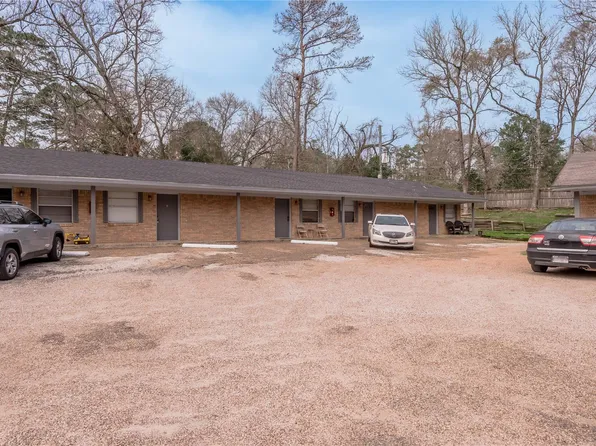 760 Cline St #3, Huntsville, TX 77340