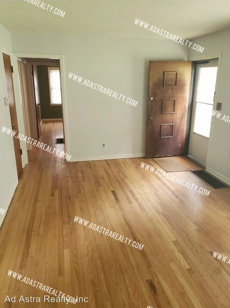 Affordable Raytown Home-Available in AUGUST!! — Photo 2