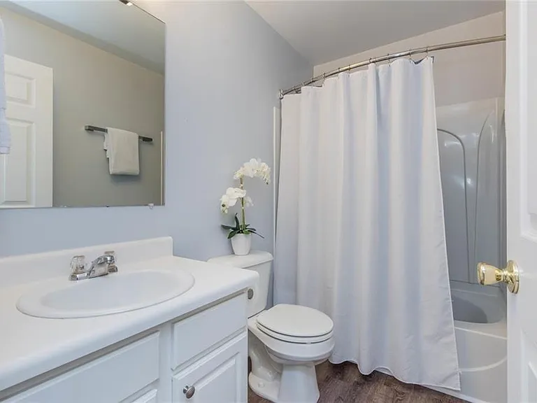 519 Windstone Trl — Photo 15