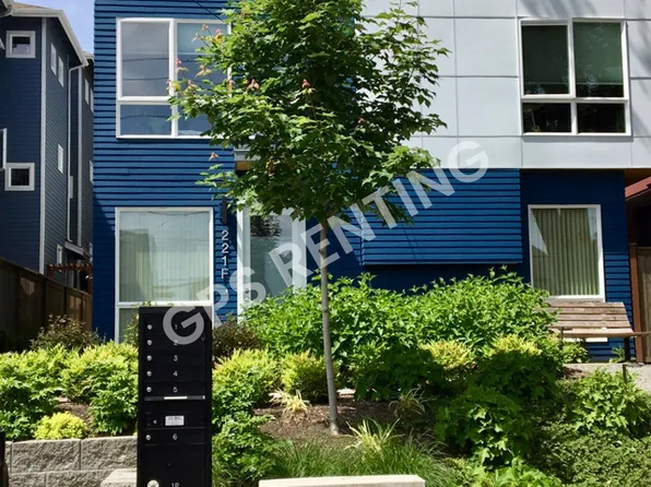 221 24th Ave E Unit D, Seattle, WA 98112