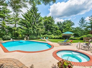 35 Cunningham Dr, West Orange, NJ 07052