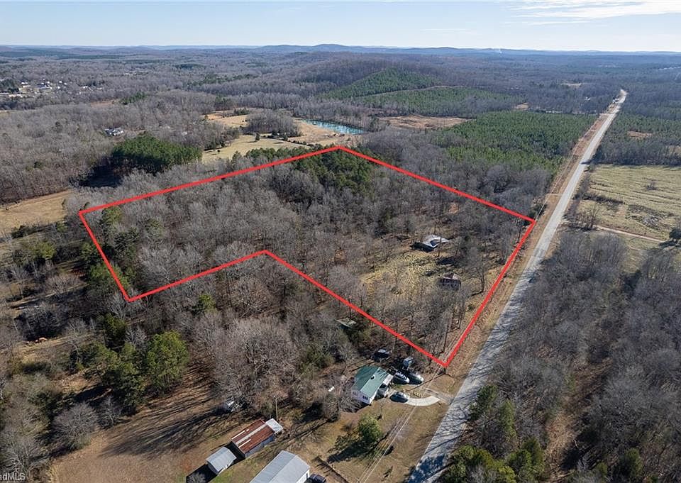2nd image of 1829 New Cut Rd