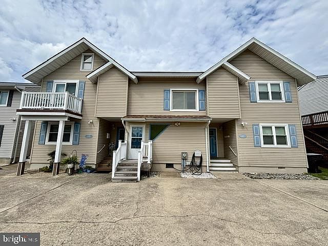 1st image of 148 Captains Quarters Rd #B