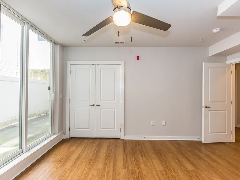 4213 Chester Avenue Modern Living in the Heart of University City — Photo 11