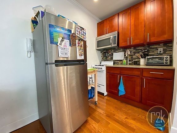 5th image of 20-79 31st St #B3
