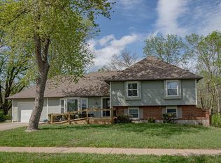 8816 E 110th St, Kansas City, MO 64134