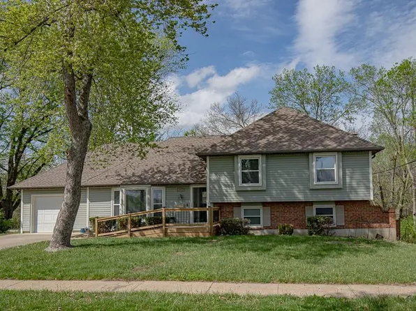 8816 E 110th St, Kansas City, MO 64134