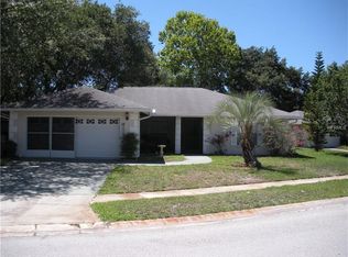 1933 Tidewater Ct, Zephyrhills, FL 33543