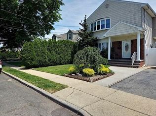 249 Hunnewell Ave, Elmont, NY 11003