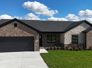 352 Pageant Dr, Richmond, KY 40475