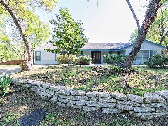 2nd image of 1226 Lodema Ln