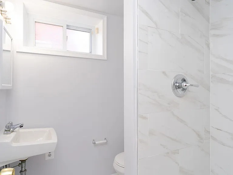 10026 Lorain Ave — Photo 38