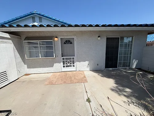 2136 Chertsey Dr #D Photo 1