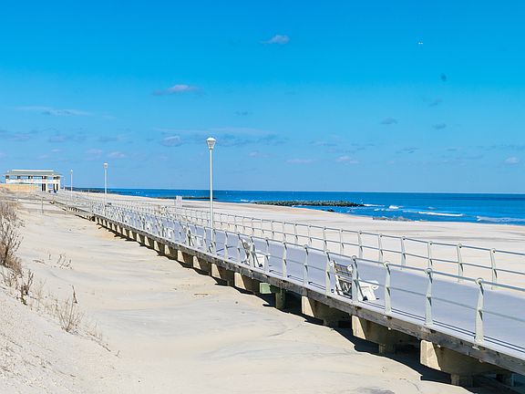 SL Beach & Boardwalk