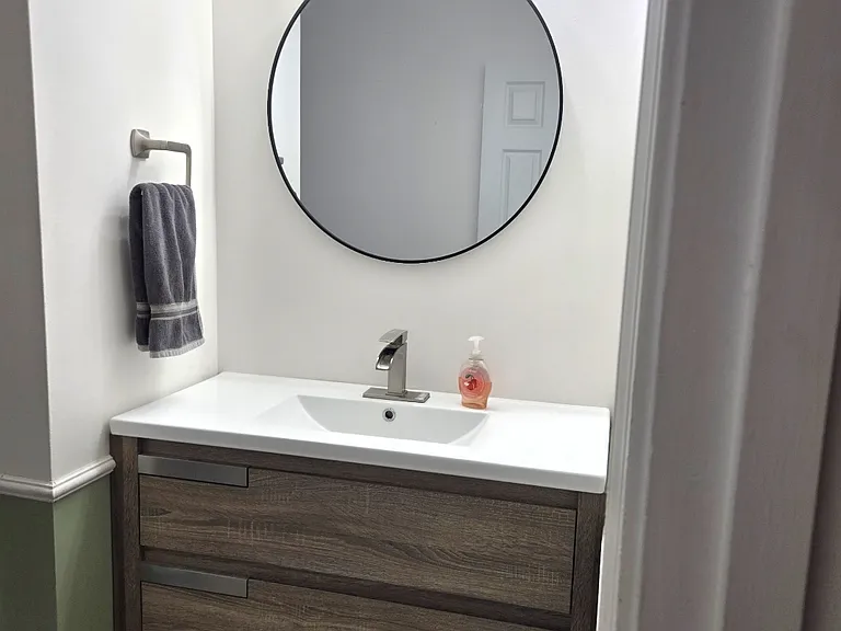 4200 Metropolis Lake Rd — Photo 6