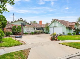 2782 Woodstock Rd, Los Alamitos, CA 90720