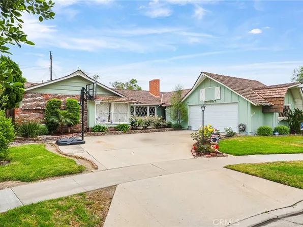 2782 Woodstock Rd, Los Alamitos, CA 90720