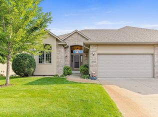 10143 Chestnut Cir N, Brooklyn Park, MN 55443