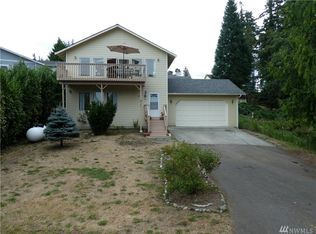 1091 Pinehurst Ct, Camano Island, WA 98282