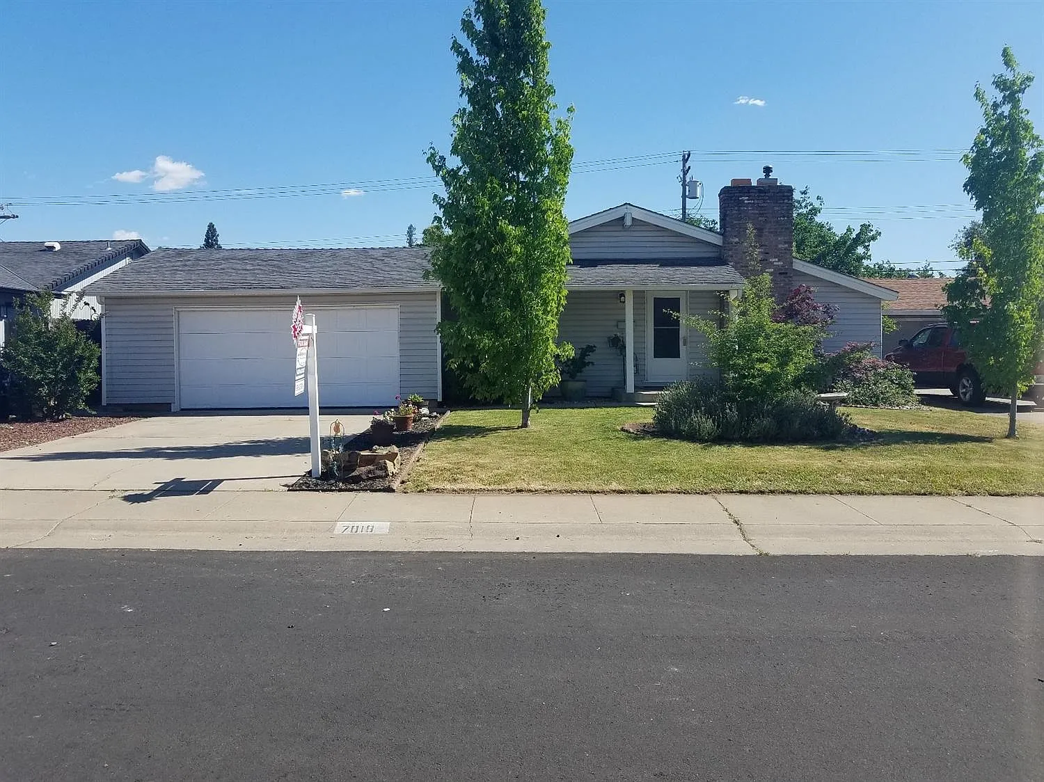 7018 Valeriana Ave photo 1