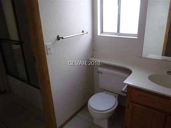 5th image of 1601 Lorna Dr