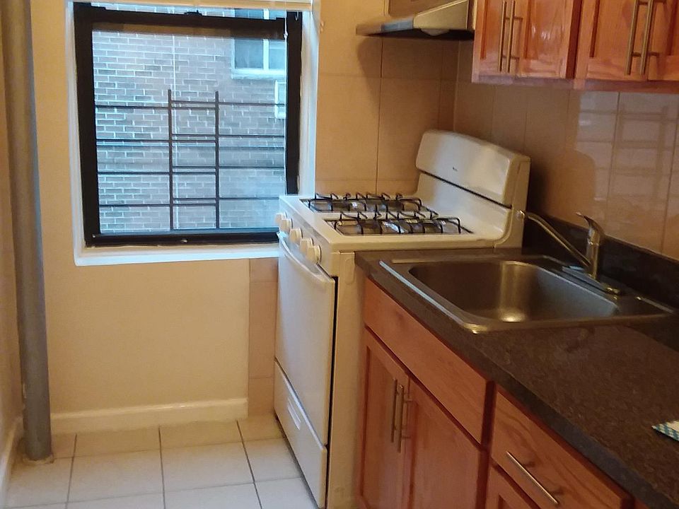 1st image of 9159 191st St APT 2E
