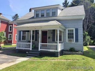 51 Oxford Rd, New Hartford, NY 13413