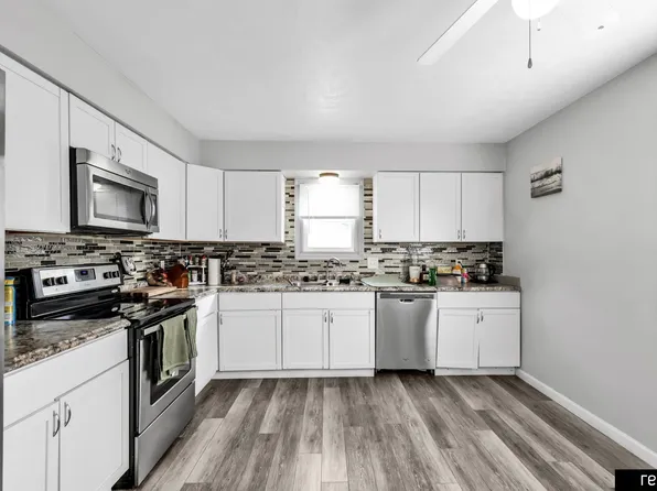 6527-6529 Lafayette Ave, Omaha, NE 68132