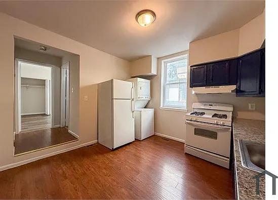 120 S Mount St #1 — Photo 6