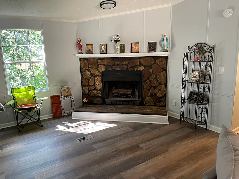 2926 Wallace Rd — Photo 18