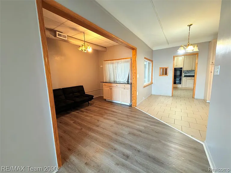 13134 W Warren Ave — Photo 6