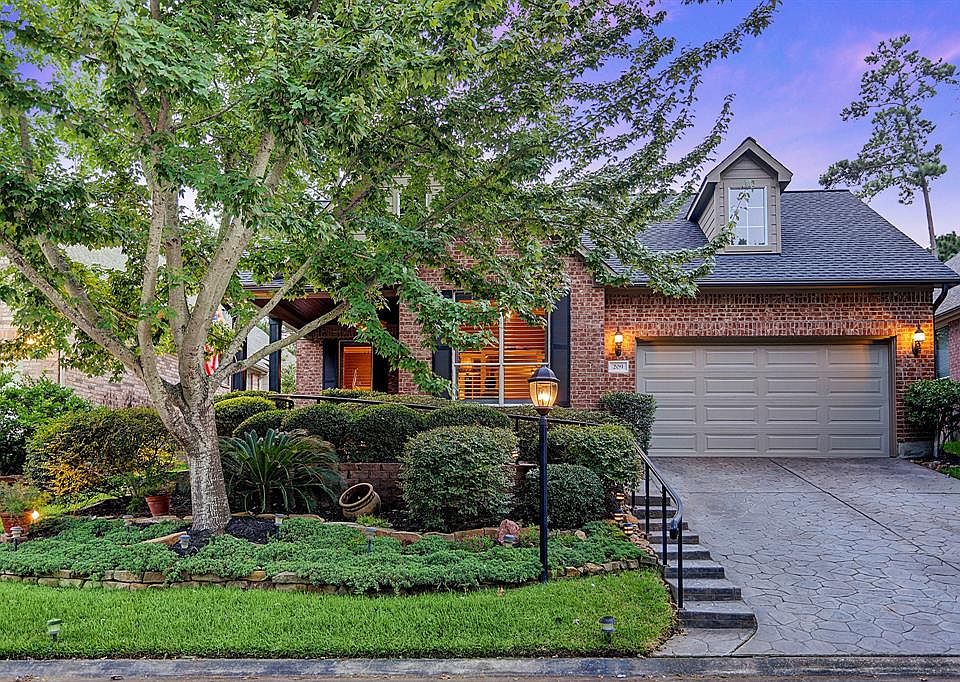 1st image of 209 Creekwood E
